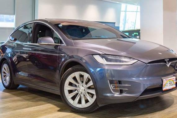 TESLA MODEL X 2018 5YJXCAE29JF115348 image